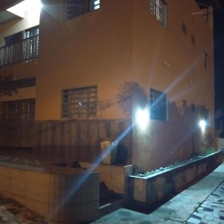 Aparthotel Familia Meireles Luziânia Eksteriør bilde
